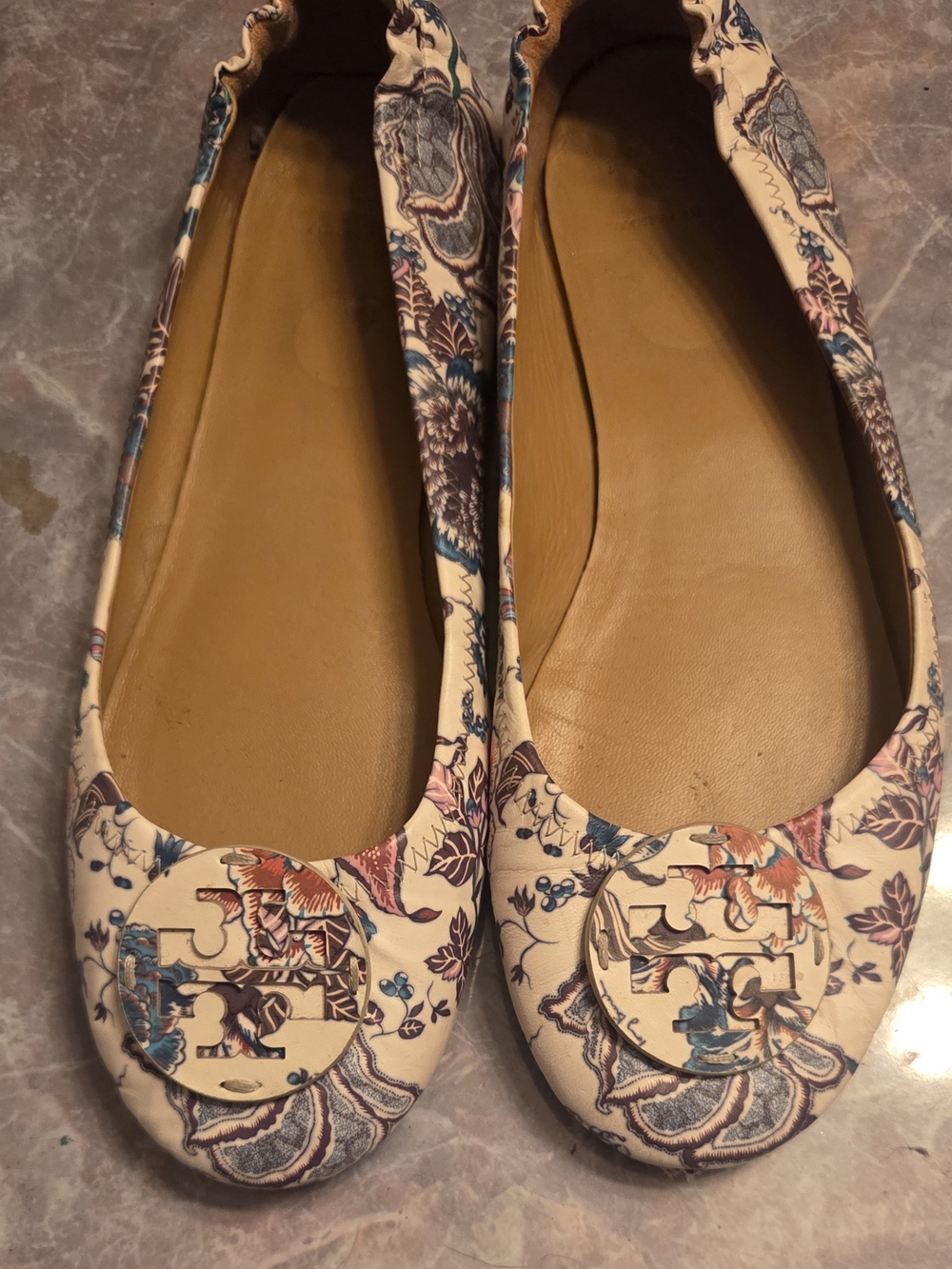 Tory Burch Floral Ballet Flats in Cream and Tan